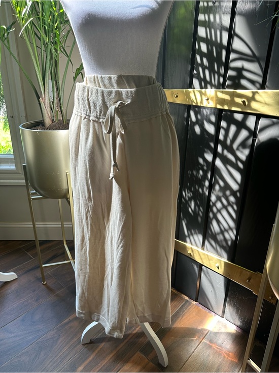 Free People Pants - New FP BEACH Free People wide leg cropped pants draw string cream Sz S coverup